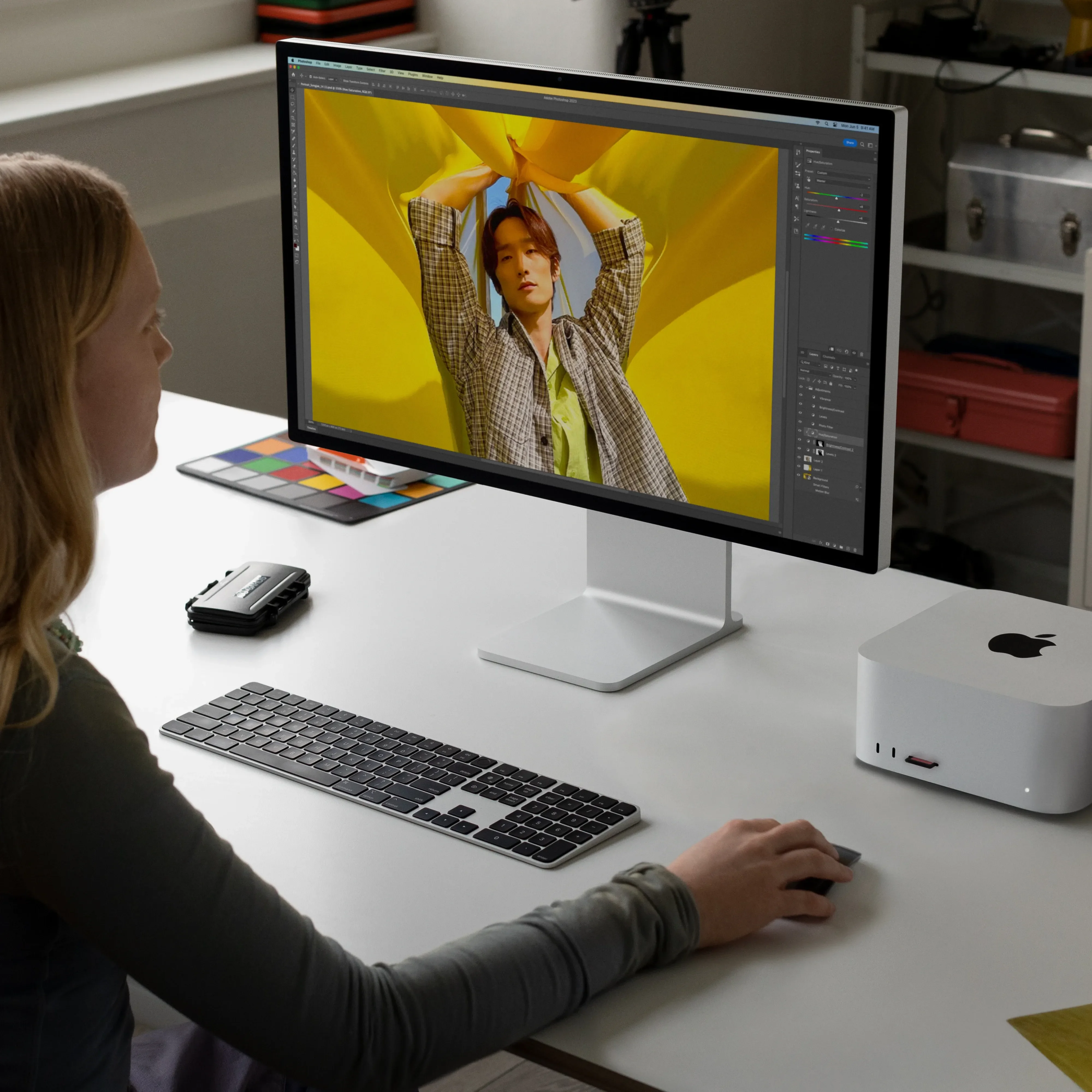 Mac Studio M2 Max (12C CPU 30C GPU), 32ГБ, 512ГБ Твердотільний накопичувач, Сріблястий